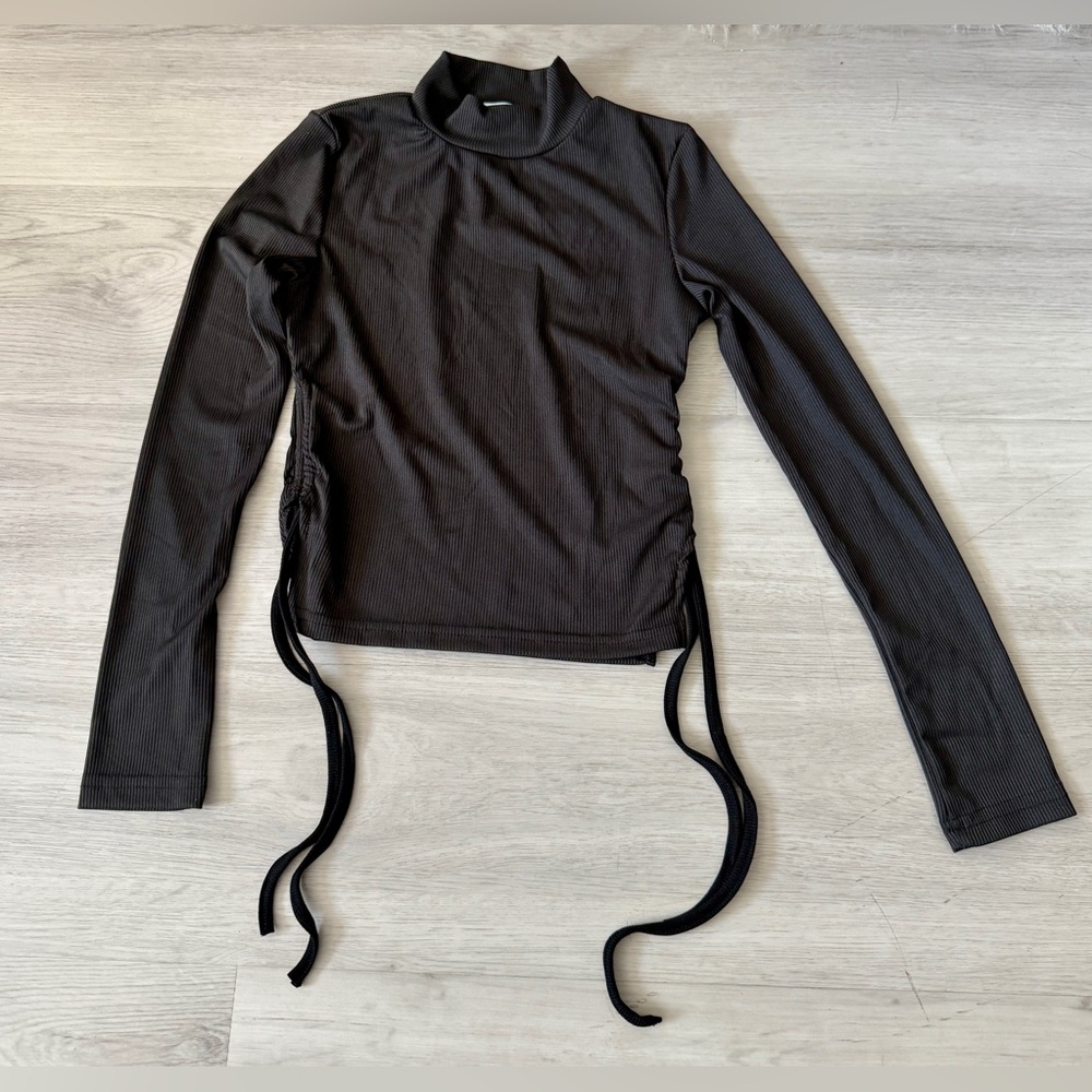 NWOT Empty Whole Women’s Black Long Sleeve Turtleneck Top Sz S With Side Ties